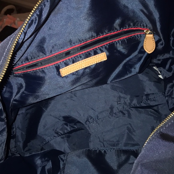 Tommy Hilfiger Navy & Tan Bag - Picture 6 of 6